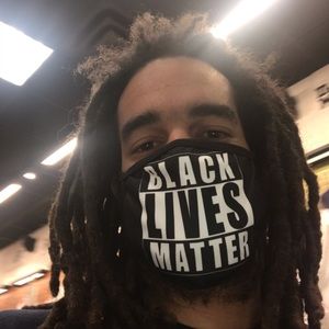 Meet your Posher, Dominic